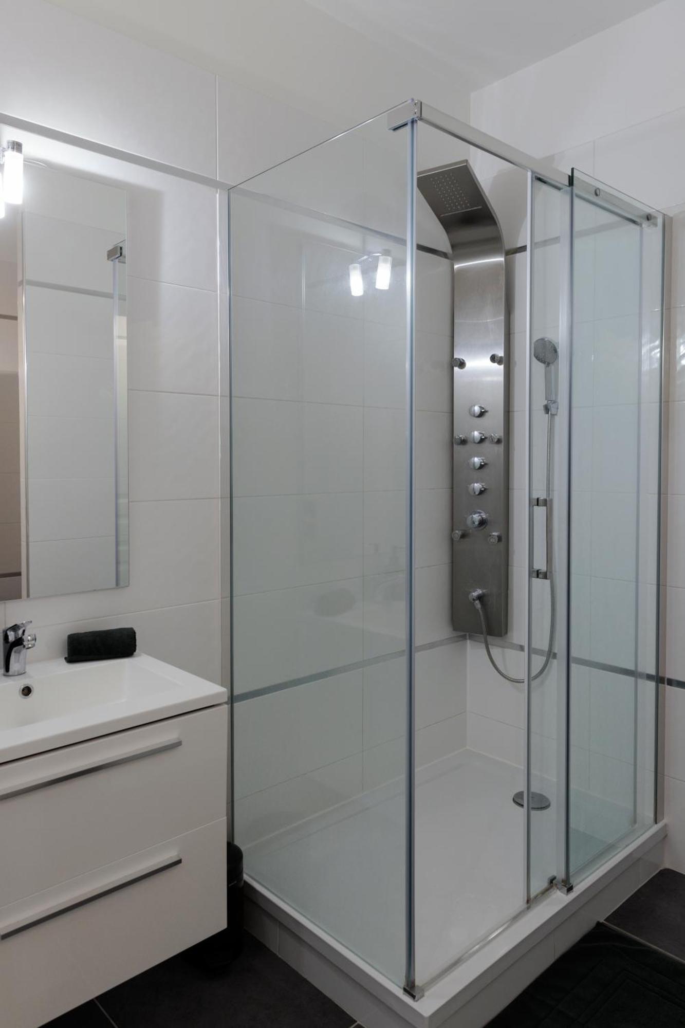 Manhattan Loft - Centre - 5 Mn A Pied Gare - Parking Prive - Patio Troyes Exterior foto